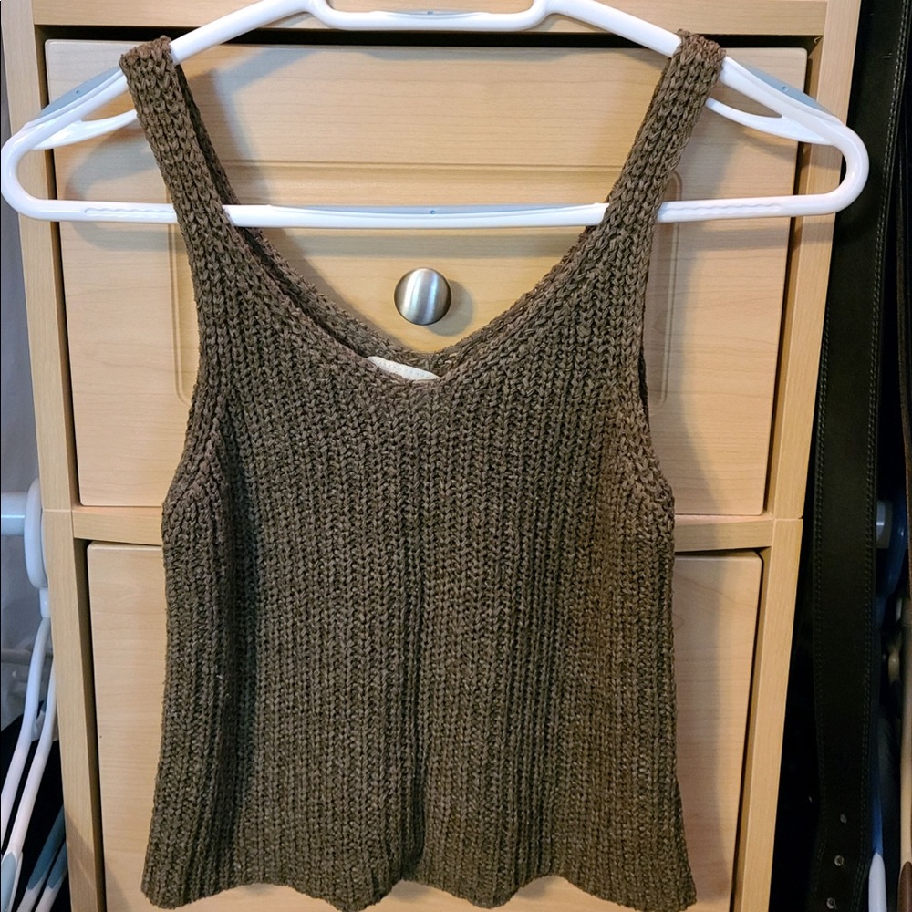 cropped tank